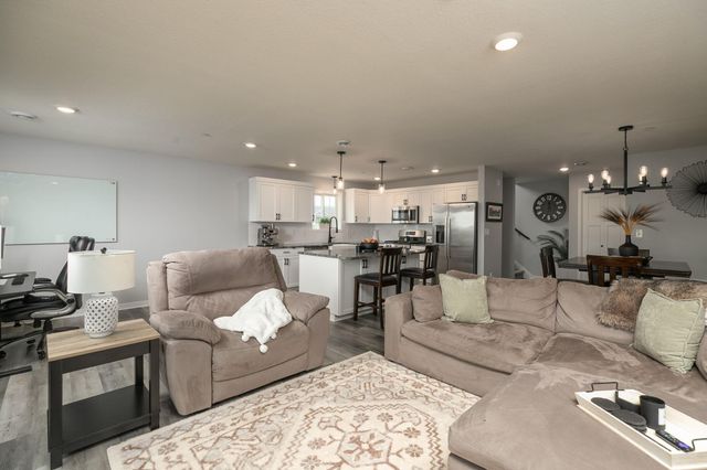 644 Shardlow Lane NE, Byron, MN 55920