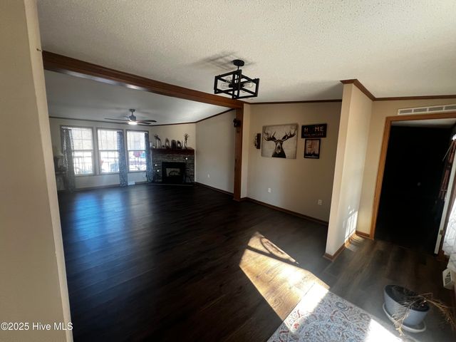 688 Georgia Pacific Road, Whiteville, NC 28472