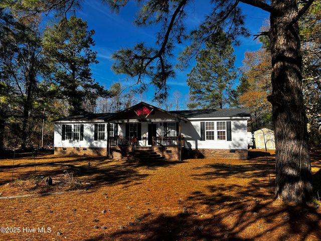688 Georgia Pacific Road, Whiteville, NC 28472