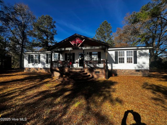 688 Georgia Pacific Road, Whiteville, NC 28472