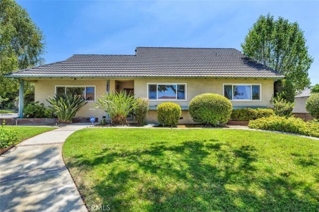 1152 Northwestern Drive, Claremont, CA 91711