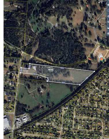 6222 Cayce Lane, Columbia, TN 38401