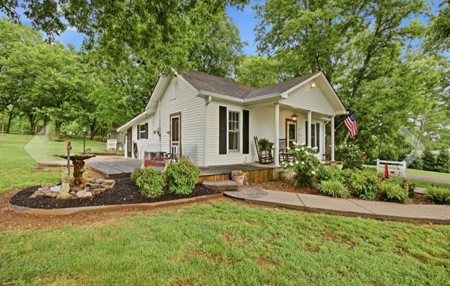 6222 Cayce Lane, Columbia, TN 38401