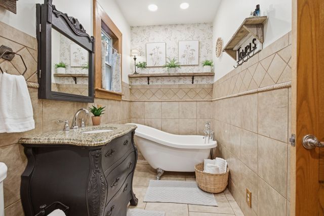 6222 Cayce Lane, Columbia, TN 38401