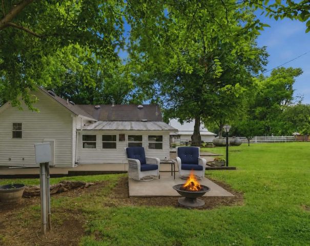 6222 Cayce Lane, Columbia, TN 38401