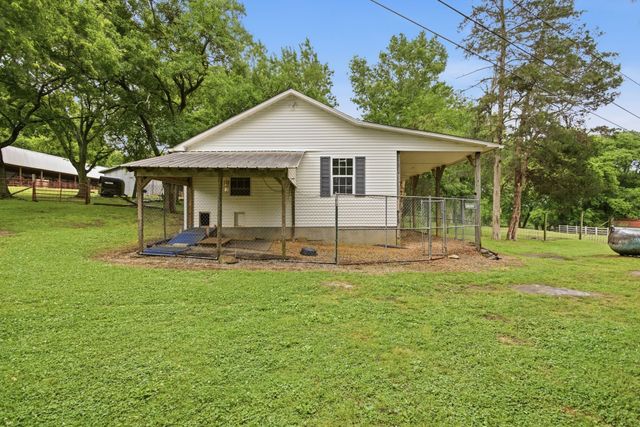 6222 Cayce Lane, Columbia, TN 38401