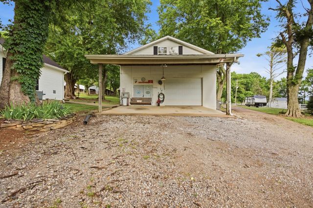 6222 Cayce Lane, Columbia, TN 38401
