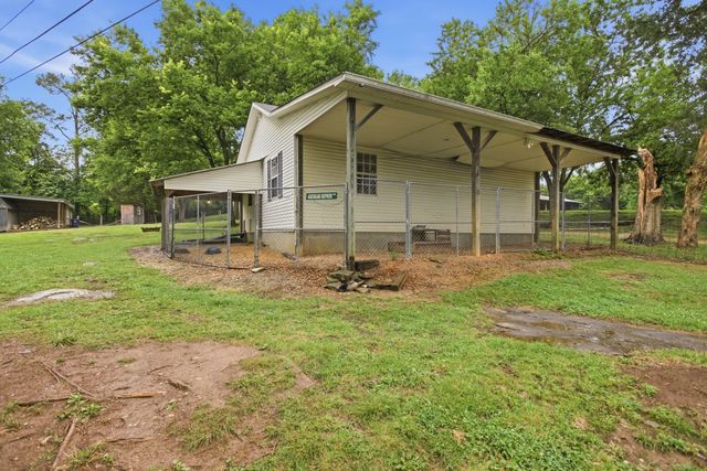 6222 Cayce Lane, Columbia, TN 38401
