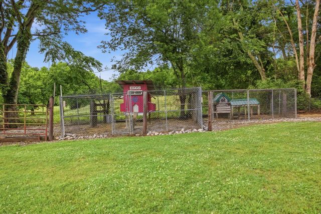 6222 Cayce Lane, Columbia, TN 38401