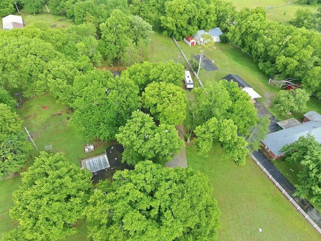6222 Cayce Lane, Columbia, TN 38401