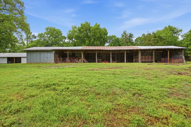 6222 Cayce Lane, Columbia, TN 38401