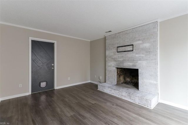 860 Carew RD, Virginia Beach, VA 23462