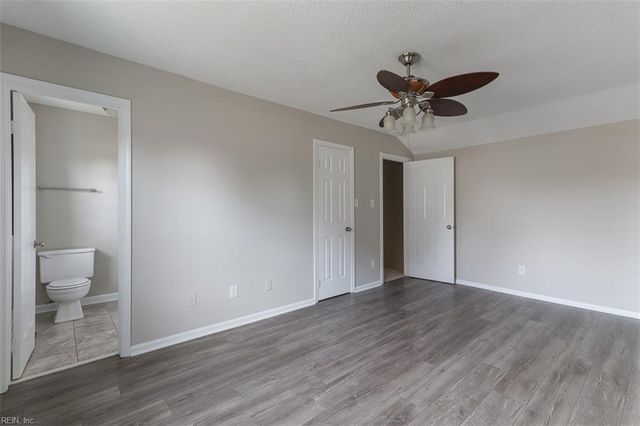 860 Carew RD, Virginia Beach, VA 23462