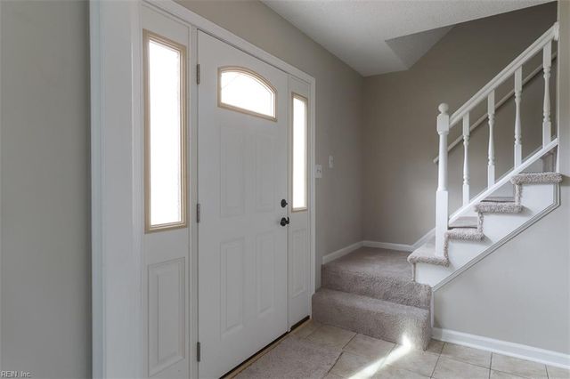 860 Carew RD, Virginia Beach, VA 23462