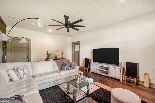184 Bradley Road, Jackson, GA 30233