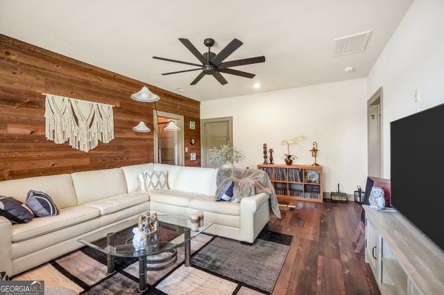 184 Bradley Road, Jackson, GA 30233