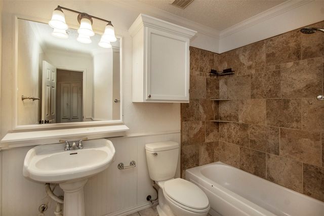 7212 Swallow Branch Lane, Plano, TX 75025