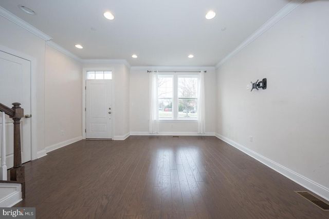 220 CHARLES ELLIS DR, Newtown Square, PA 19073