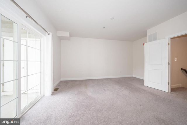 220 CHARLES ELLIS DR, Newtown Square, PA 19073