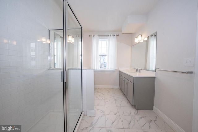 220 CHARLES ELLIS DR, Newtown Square, PA 19073