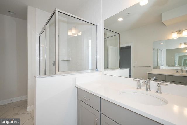 220 CHARLES ELLIS DR, Newtown Square, PA 19073