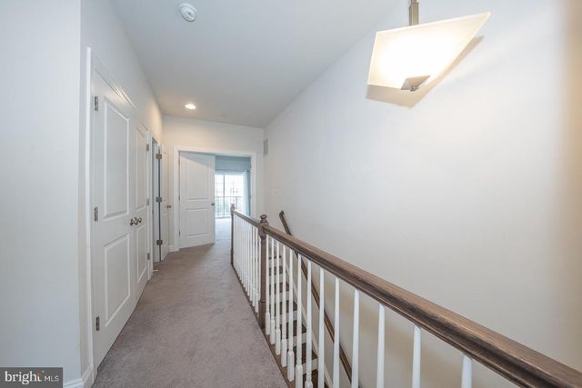 220 CHARLES ELLIS DR, Newtown Square, PA 19073