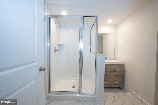 220 CHARLES ELLIS DR, Newtown Square, PA 19073