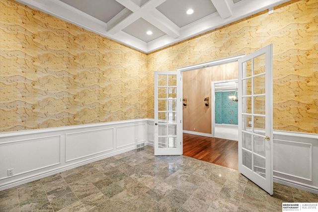 1319 S 184th Circle, Omaha, NE 68130