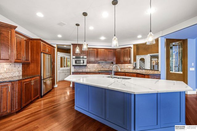 1319 S 184th Circle, Omaha, NE 68130