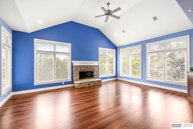 1319 S 184th Circle, Omaha, NE 68130