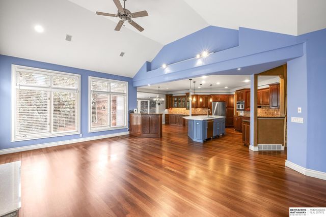 1319 S 184th Circle, Omaha, NE 68130