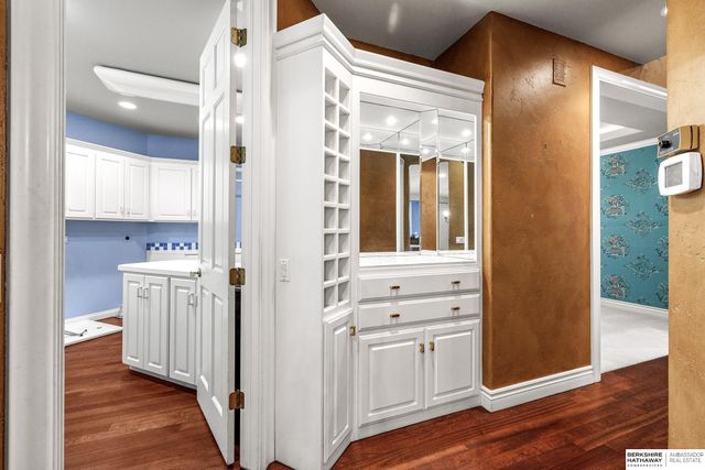 1319 S 184th Circle, Omaha, NE 68130