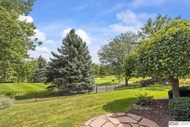 1319 S 184th Circle, Omaha, NE 68130