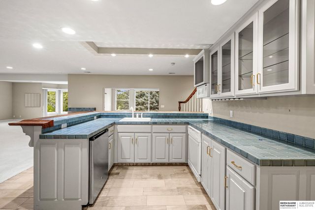 1319 S 184th Circle, Omaha, NE 68130