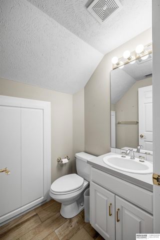 1319 S 184th Circle, Omaha, NE 68130