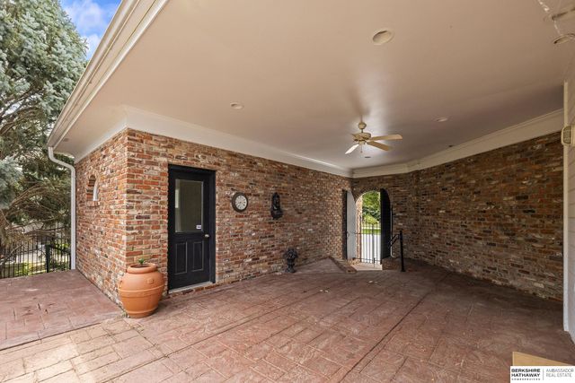 1319 S 184th Circle, Omaha, NE 68130