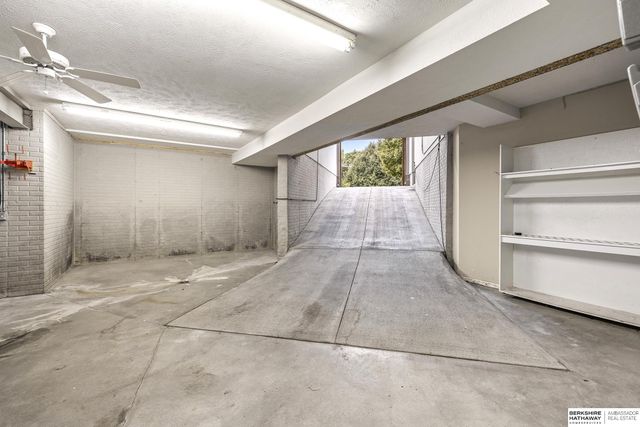 1319 S 184th Circle, Omaha, NE 68130