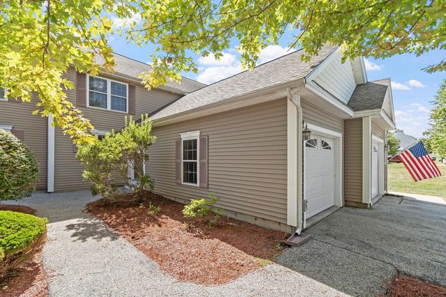 32 Overlook Circle, Hudson, NH 03051
