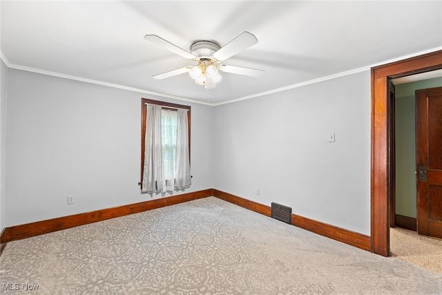 1367 Girard Street, Akron, OH 44301