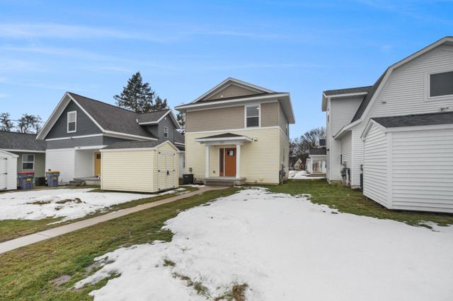2098 Linden Avenue SE, Grand Rapids, MI 49507