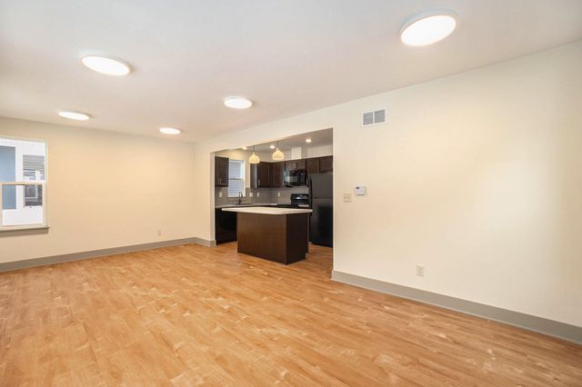 2098 Linden Avenue SE, Grand Rapids, MI 49507