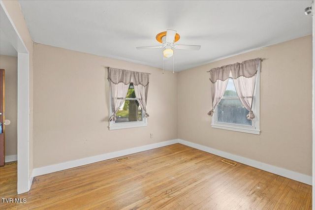 110 Neal Drive, Bristol, TN 37620
