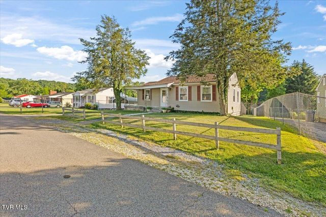 110 Neal Drive, Bristol, TN 37620
