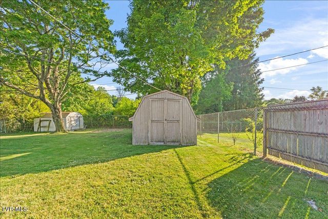 110 Neal Drive, Bristol, TN 37620