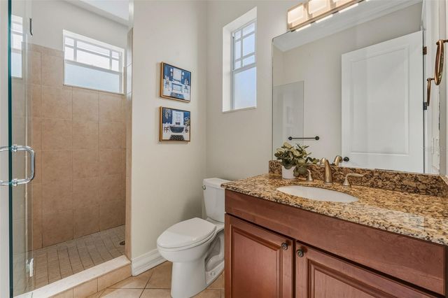 2722 N MYRTLE AVENUE, Tampa, FL 33602