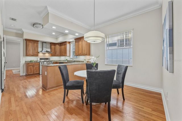 2722 N MYRTLE AVENUE, Tampa, FL 33602