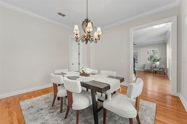 2722 N MYRTLE AVENUE, Tampa, FL 33602