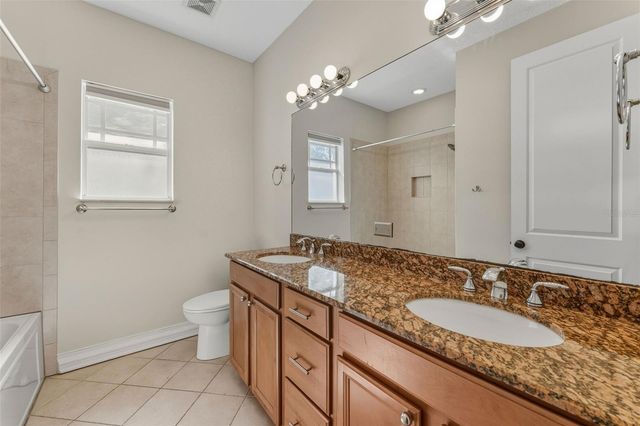 2722 N MYRTLE AVENUE, Tampa, FL 33602