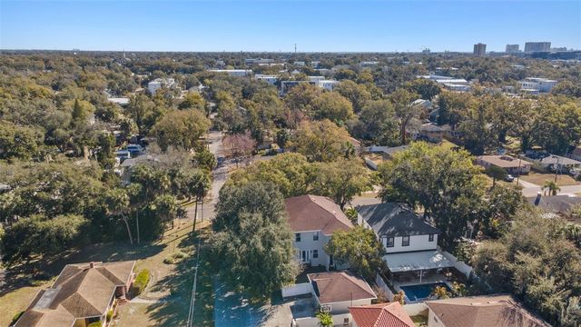 2722 N MYRTLE AVENUE, Tampa, FL 33602