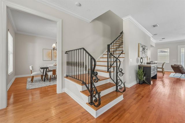 2722 N MYRTLE AVENUE, Tampa, FL 33602